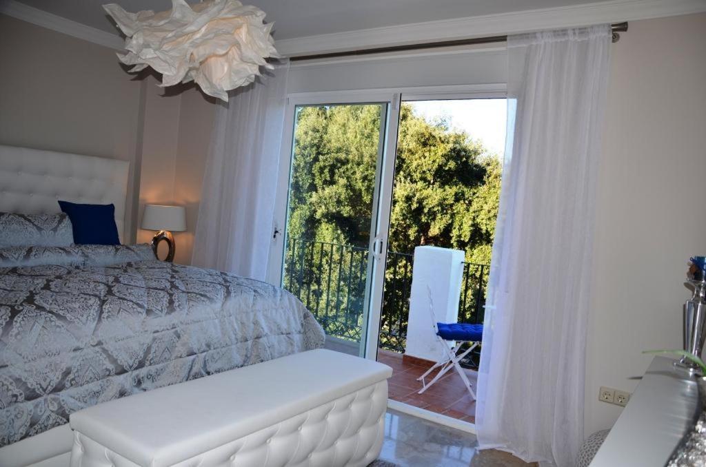 Appartement Penthouse Mit Privatem Jacuzzi In Marbella - La Mairena à Ojén Extérieur photo