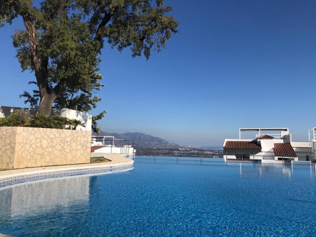Appartement Penthouse Mit Privatem Jacuzzi In Marbella - La Mairena à Ojén Extérieur photo