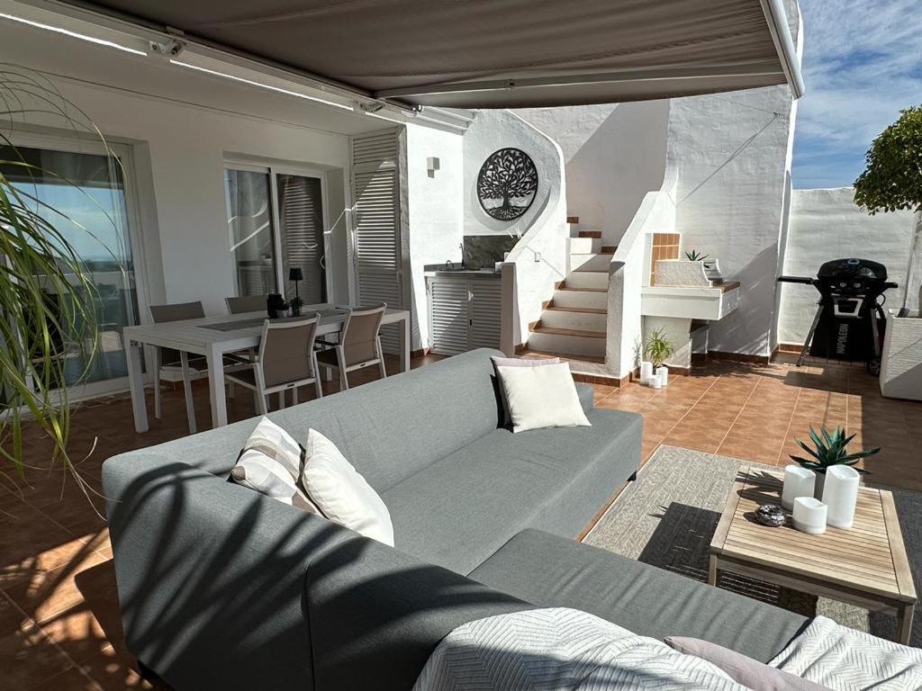 Appartement Penthouse Mit Privatem Jacuzzi In Marbella - La Mairena à Ojén Extérieur photo